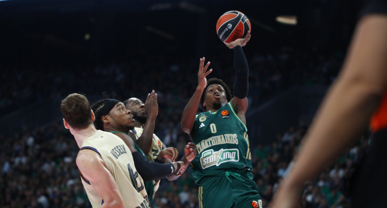 Ο Τι Τζέι Σορτς σκοράρει / Πηγή: Euroknissi