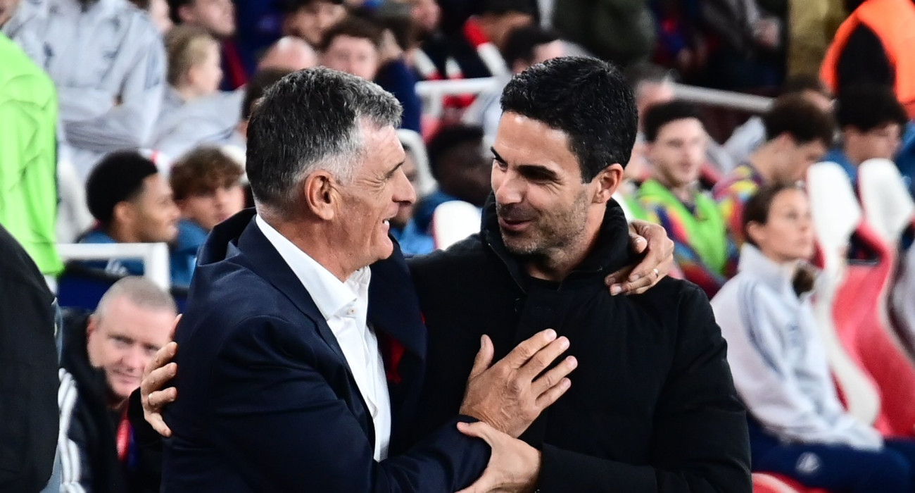 Ο Μικέλ Αρτέτα με τον Χοσέ Λουίς Μεντιλίμπαρ / Πηγή: Eurokinissi