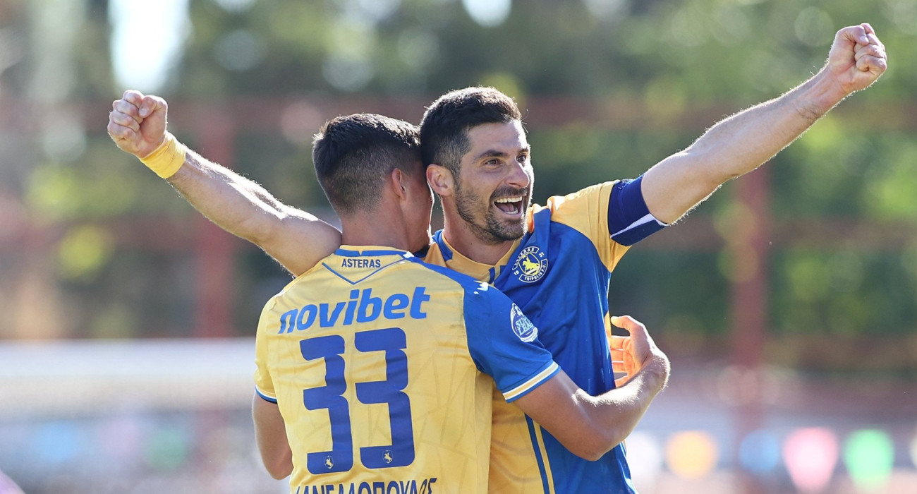 Ο Φερνάντεθ πανηγυρίζει το γκολ του Αστέρα AKTOR / Πηγή: Eurokinissi