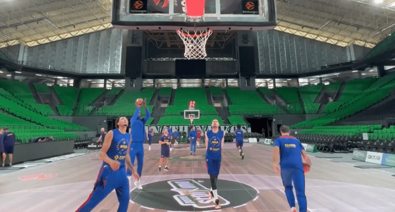 Οι παίκτες της Μπαρτσελόνα προπονούνται στο ΟΑΚΑ / Πηγή: Barcelona's X