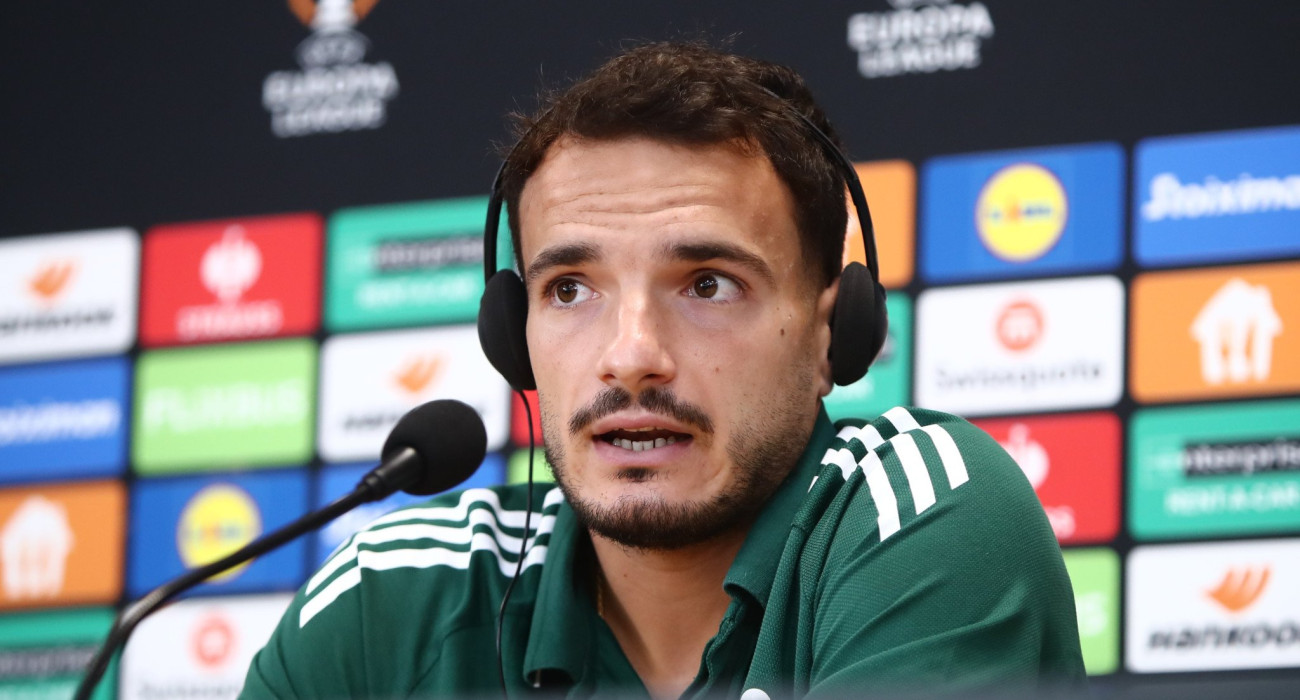 Ο Πέδρο Τσιριβέγια στη συνέντευξη Τύπου του Παναθηναϊκού ενόψει του αγώνα με τους Γκόου Αχέντ Ιγκλς - ΠΗΓΗ: Eurokinissi