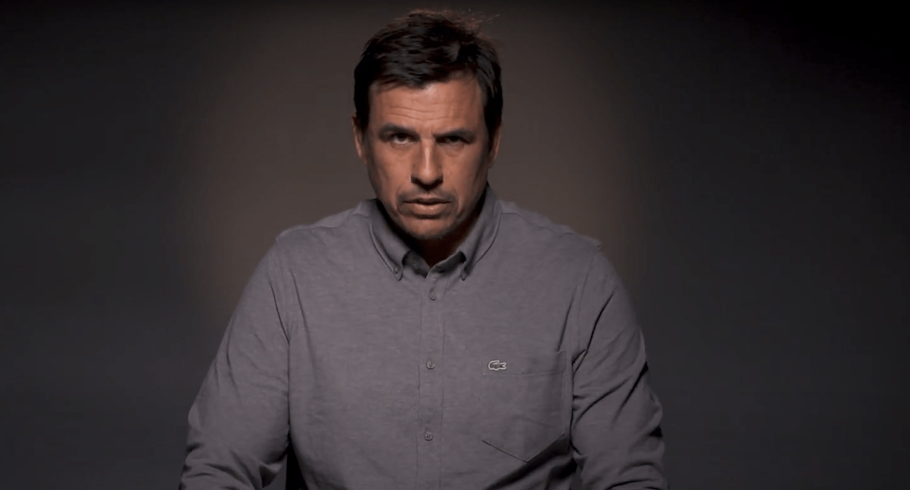 Ο Κρις Κόουλμαν / Screenshot