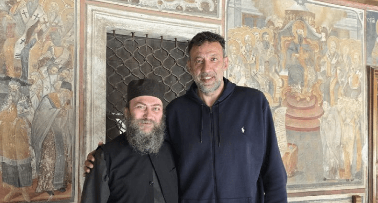 Ο λόγος που βρέθηκε στο Άγιο Όρος για 10 μέρες ο Βλάντε Ντίβατς