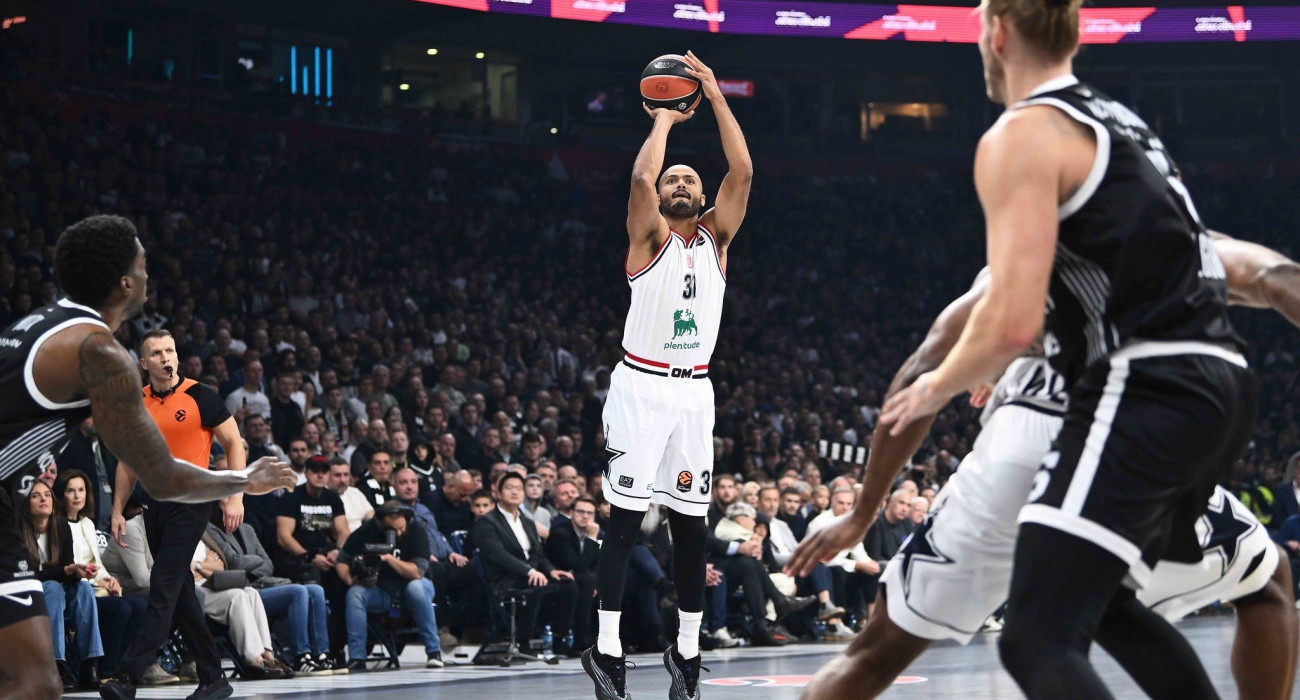 Ο Σέιβον Σιλντς,