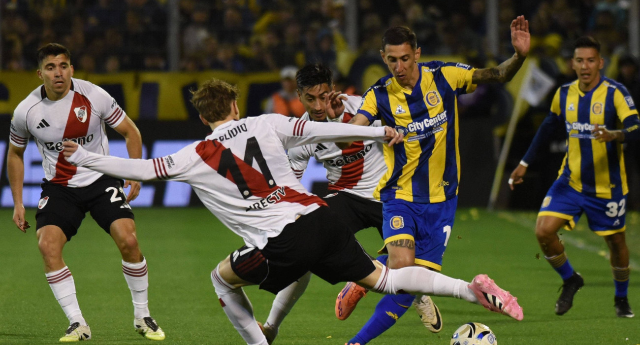 Ο Άνχελ Ντι Μαρία «χόρεψε» τους παίκτες της Ρίβερ Πλέιτ σε πολλές περιπτώσεις / Πηγή: Imago