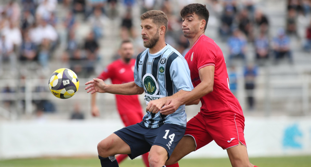 Φάση από το Καμπανιακός-Ηρακλής για τη Super League 2 / Πηγή: Eurokinissi