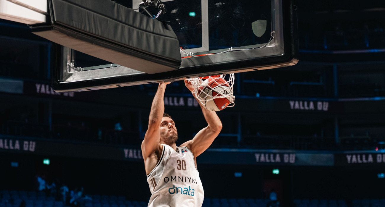 Ο Φίλιπ Πετρούσεφ σε παιχνίδι με την Dubai BC, Πηγή: ABA League/ Dubai Basketball