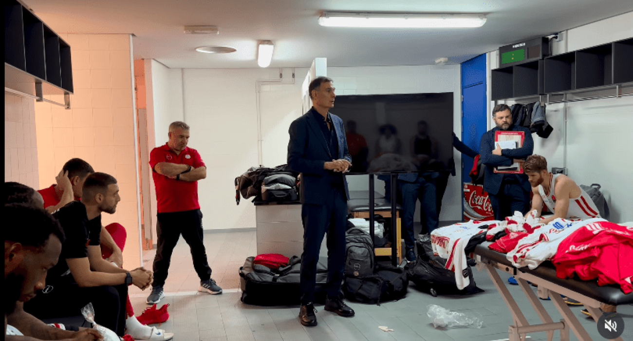 Ο Γιώργος Μπαρτζώκας / Printscreen