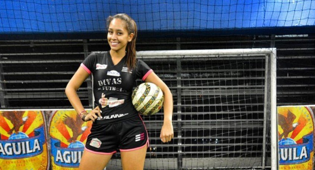 Η Τζούλι Λόπεζ τον καιρό που έπαιζε ποδόσφαιρο στην Κολομβία / Πηγή: Instagram @juli_lopezs