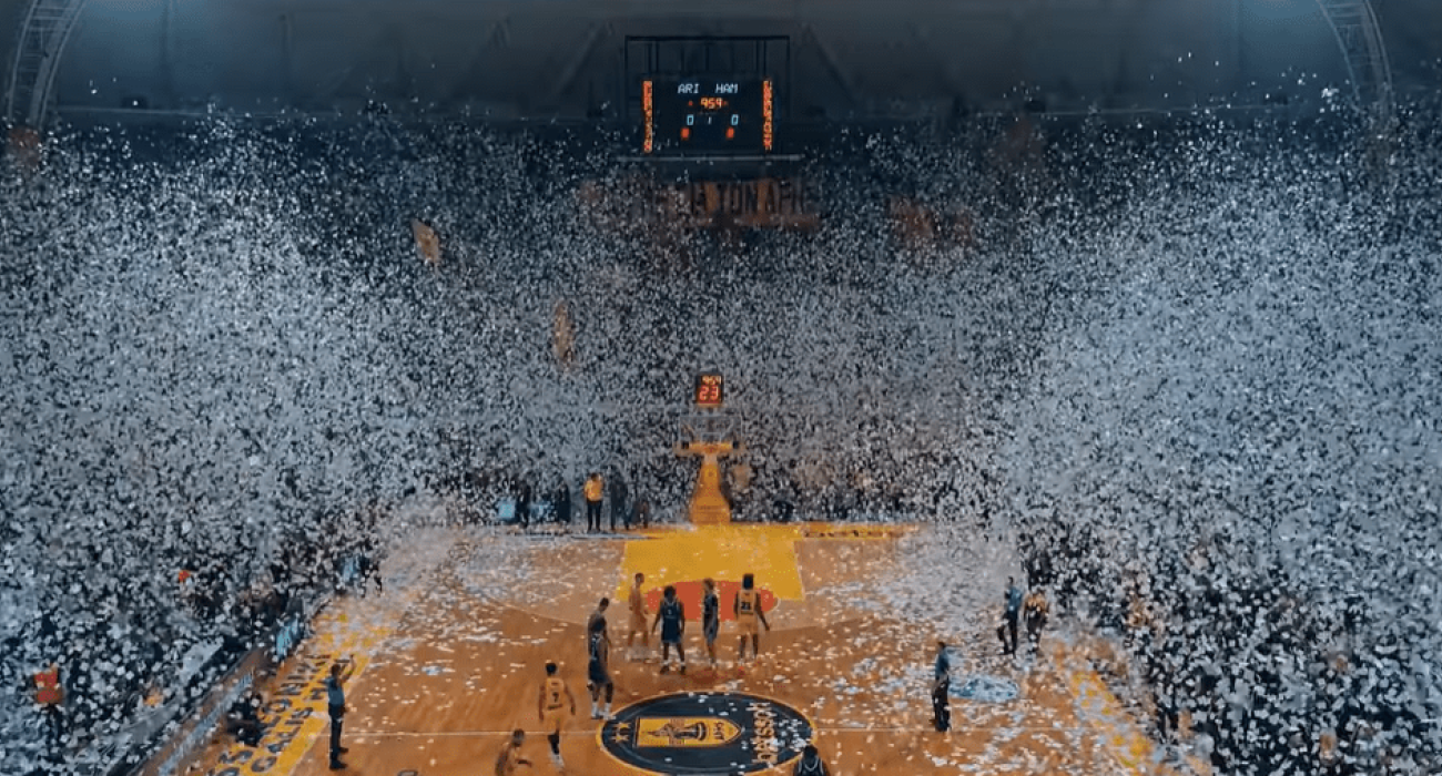 Η άλλη όψη της βραδιάς του Άρη με Σιάο, Γκάλη και... κίτρινη γιορτή (video)