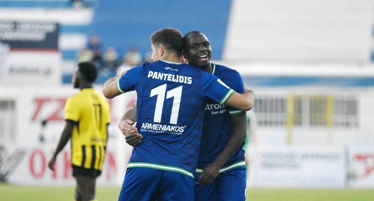 Ανδρέας Τεττέη και Παύλος Παντελίδης στο ματς Κηφισιά-ΑΕΚ / Πηγή: Intime