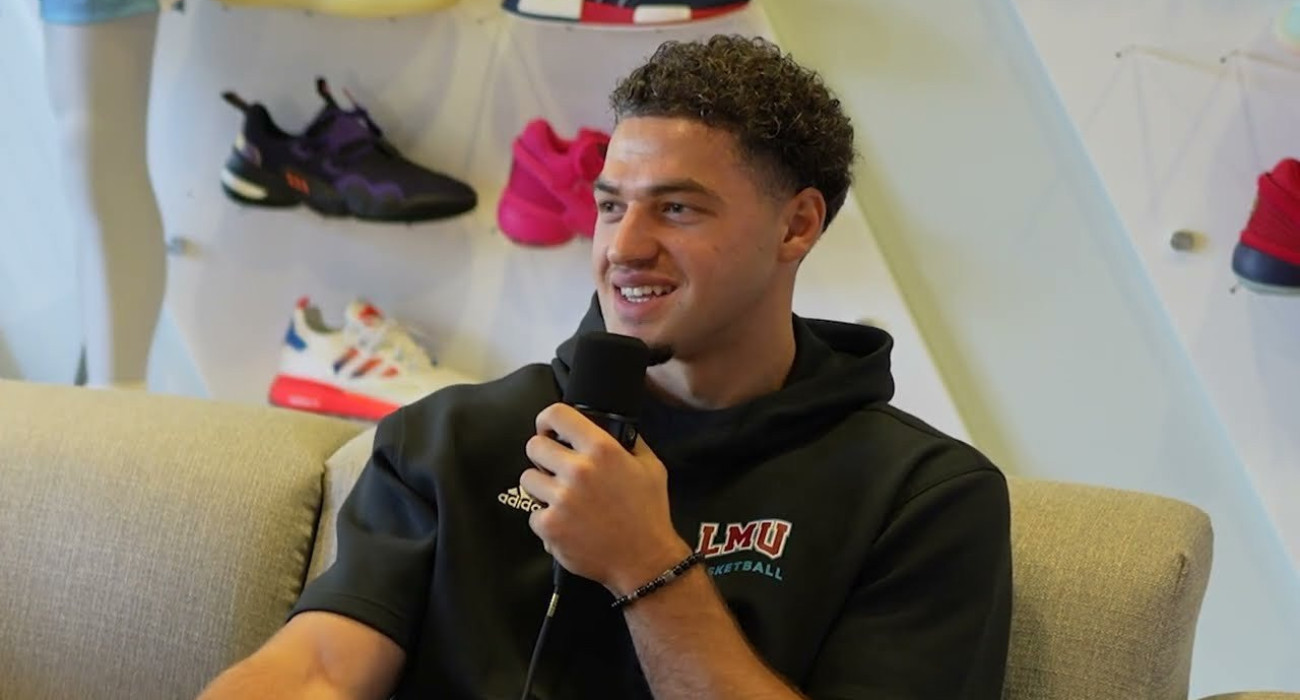 Ο Άρης παίρνει τον Άλεξ Μερκβιλάντζε