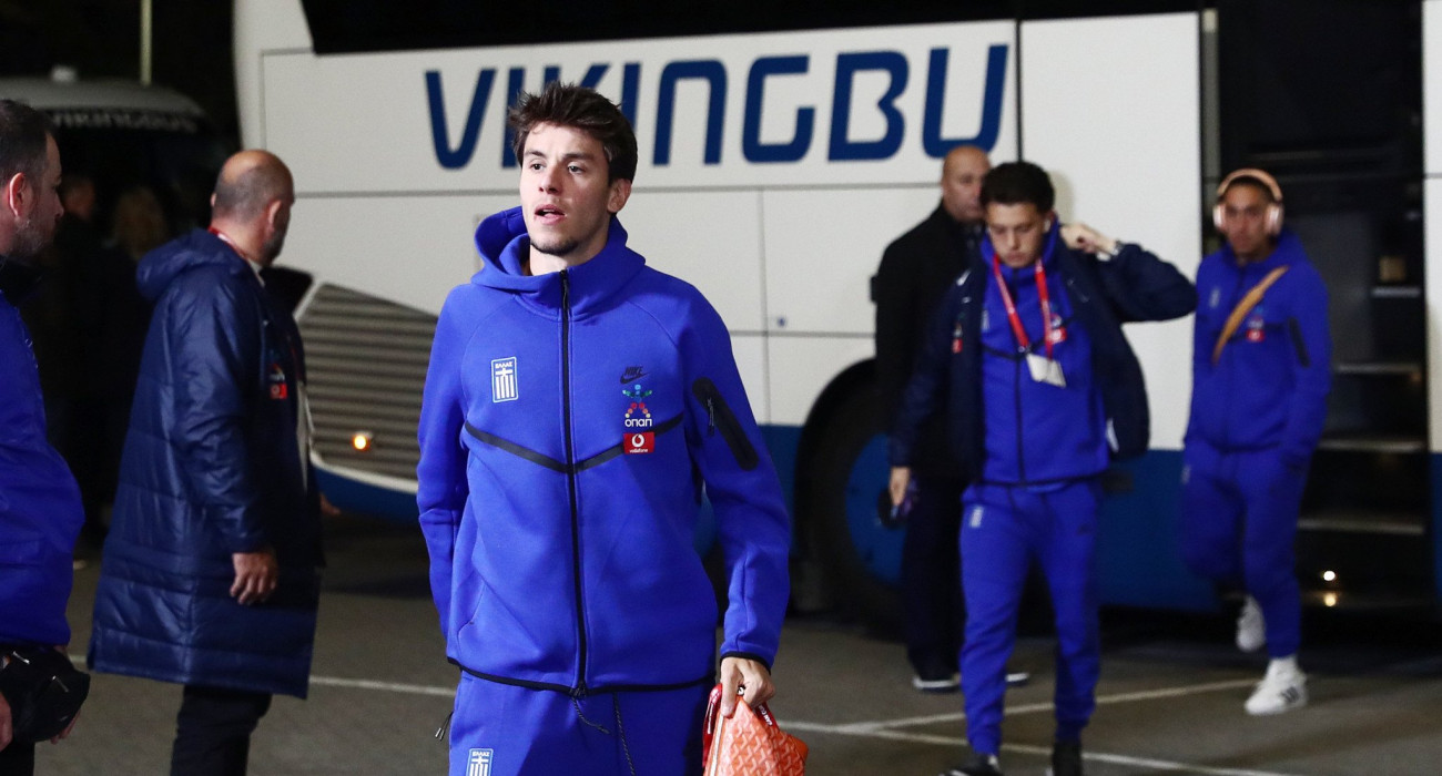 Οι παίκτες της Εθνικής Ελλάδας έφτασαν στο γήπεδο / Πηγή: InTime