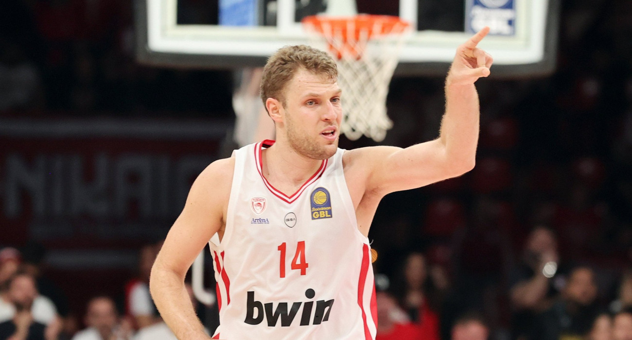 Ο Σάσα Βεζένκοφ στο παιχνίδι στο ΣΕΦ, όπου πραγματοποίησε καταπληκτική εμφάνιση απέναντι στον Παναθηναϊκό / Πηγή: ΙΝΤΙΜΕ