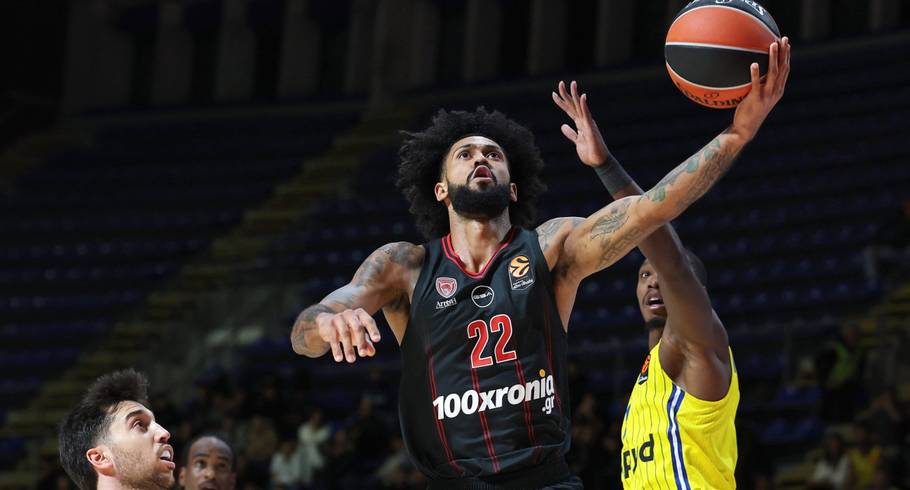 Ο Τάιλερ Ντόρσεϊ στο παιχνίδι του Ολυμπιακού με τη Μακάμπι Τελ Αβίβ, Πηγή: Eurokinissi