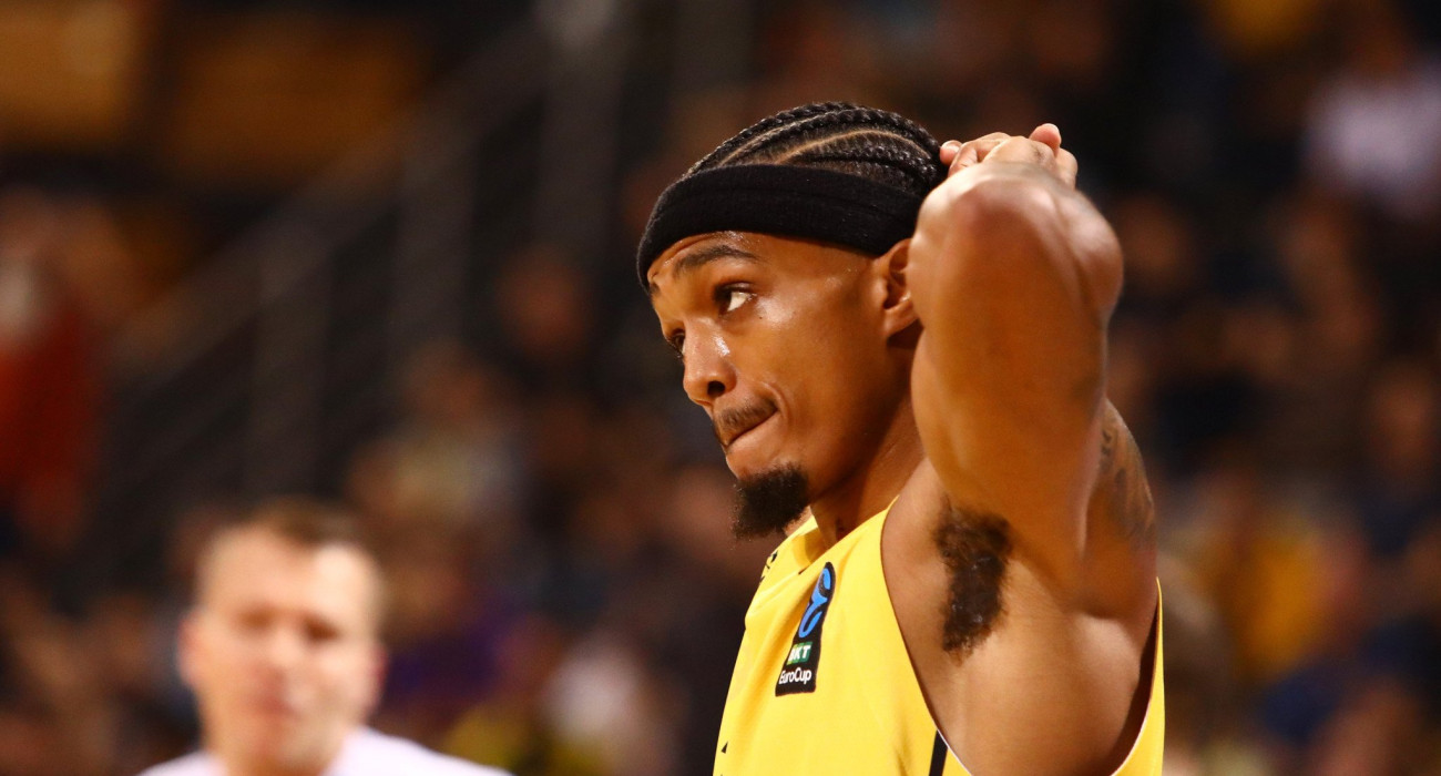 Απογοητευμένος ο Μπράις Τζόουνς μετά τη νέα ήττα του Άρη, Πηγή: Intime