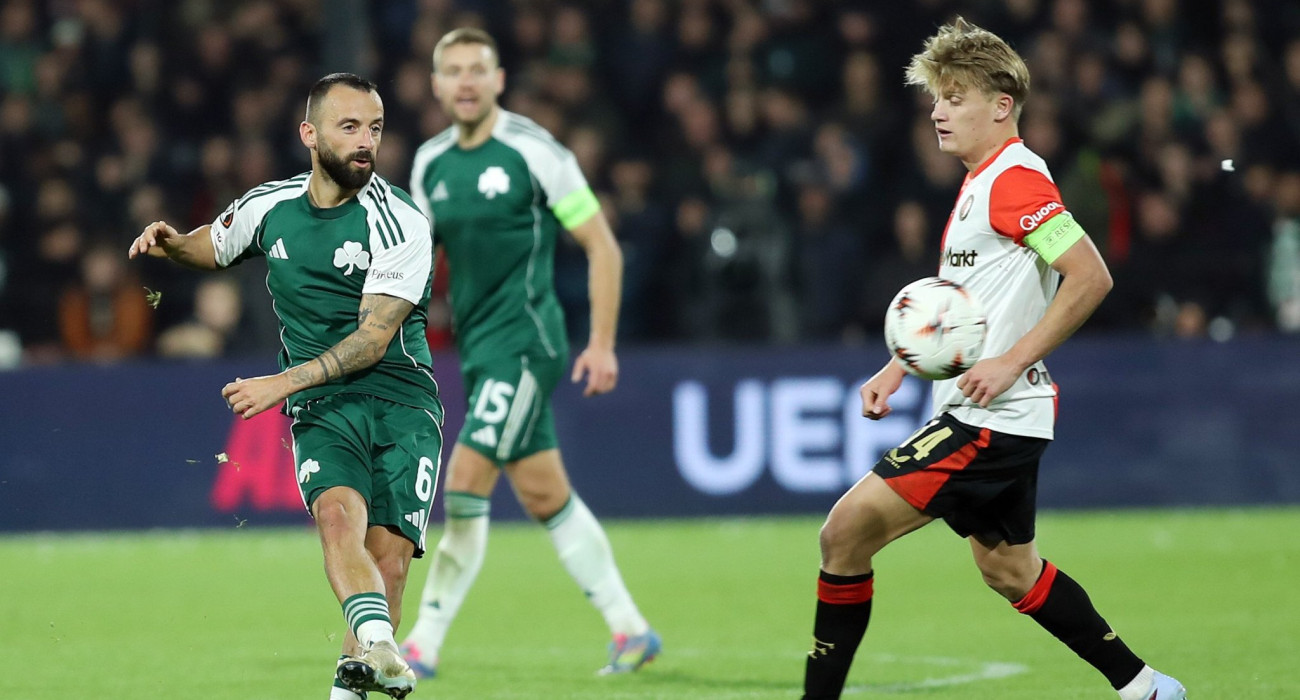 Ο Μανώλης Σιώπης στο παιχνίδι του Παναθηναϊκού με την Φέγενορντ / Πηγή: Eurokinissi