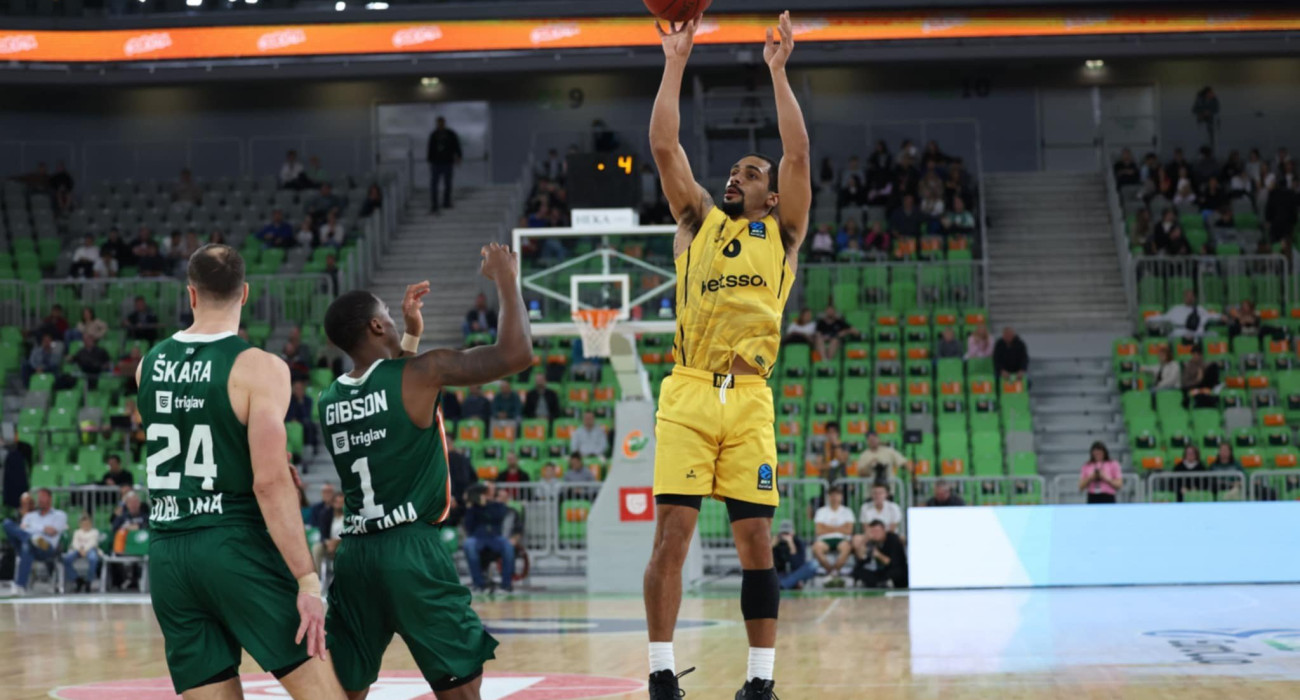 Ο Άρης  «κατέρρευσε» ξανά στην τέταρτη περίοδο και έδειξε πως έχει αγωνιστικό θέμα