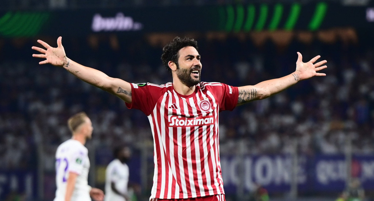 Ο Βιθέντε Ιμπόρα με την φανέλα του Ολυμπιακού / Πηγή: Eurokinissi