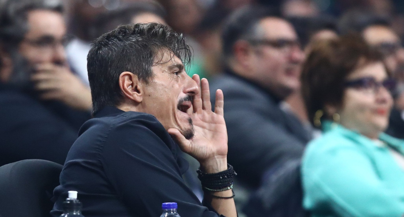 Ο Δημήτρης Γιαννακόπουλος μίλησε στους παίκτες του Παναθηναϊκού, πριν το ντέρμπι αιωνίων στο ΣΕΦ / Πηγή: Eurokinissi