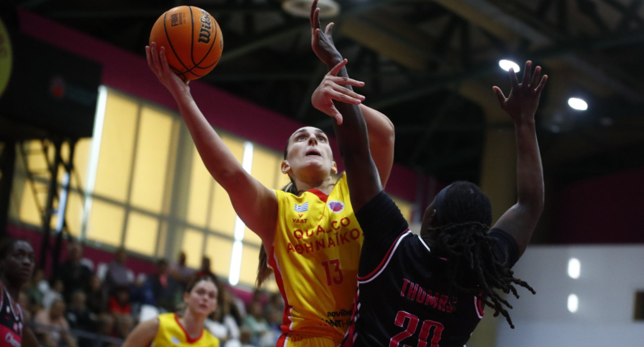 Πλάνο από την αναμέτρηση του Αθηναϊκού με τη Σαρνέ / Πηγή: Eurokinissi