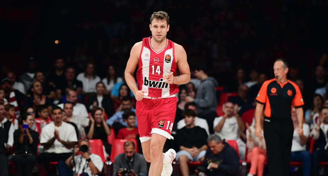 Ο Σάσα Βεζένκοφ κορυφαίος στο παιχνίδι κόντρα στην Dubai BC, Πηγή: Eurokinissi