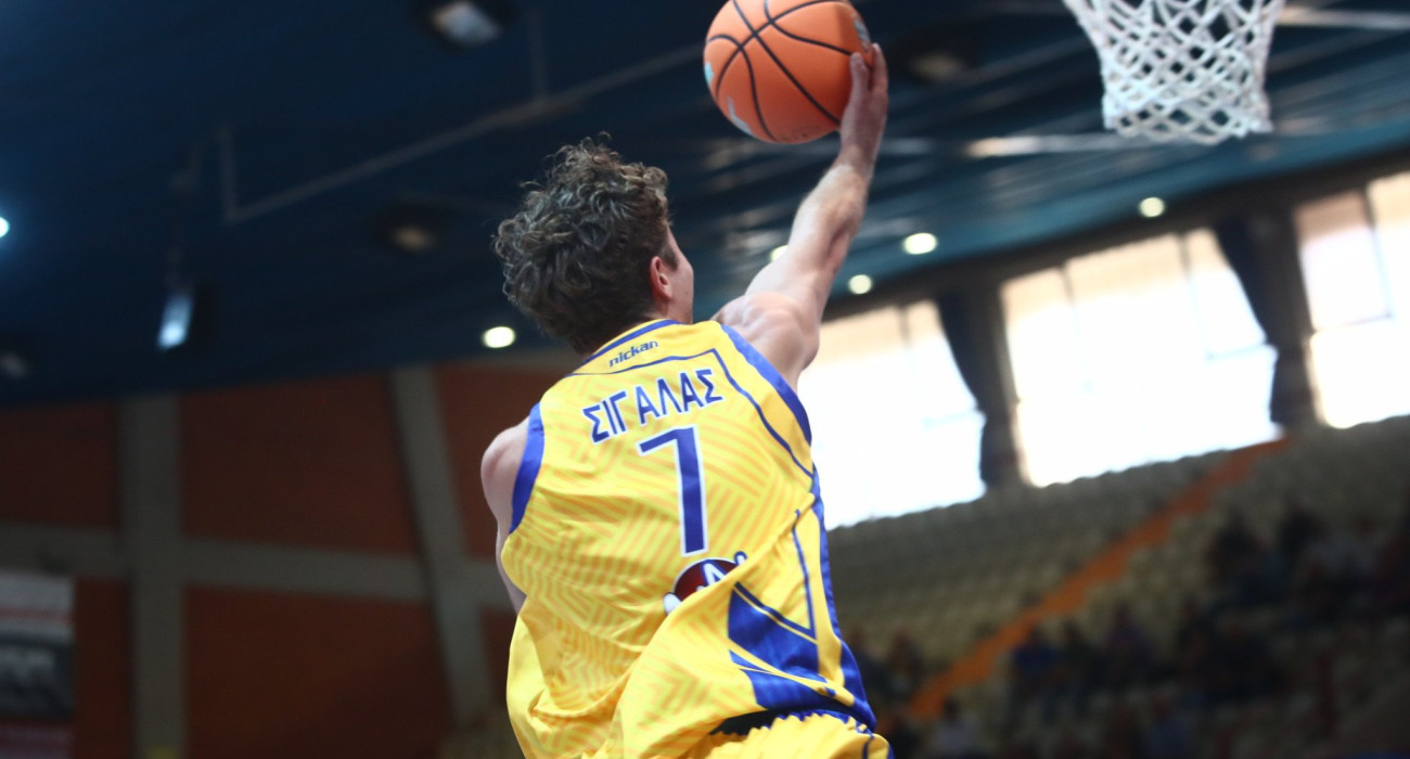 Ο Πρωτέας πέρασε νικηφόρα από το Λαύριο / Πηγή: Eurokinissi