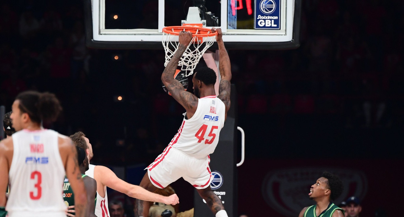 «Έκρυψε» την μπάλα ο Ντόρσεϊ και ο Χολ την... εμφάνισε στο καλάθι του Παναθηναϊκού (video)