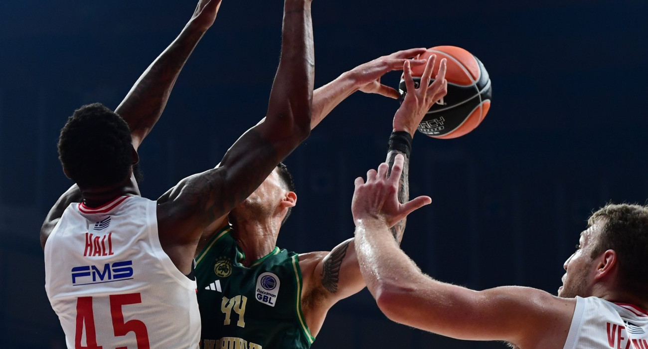 Στιγμιότυπο από το ντέρμπι ανάμεσα σε Ολυμπιακό και Παναθηναϊκό Πηγή: Eurokinissi