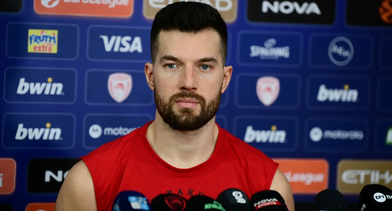 Πίτερς: «Δεν καταλαβαίνω αυτούς που παραπονιούνται για το πρόγραμμα ή λένε ότι είναι κουρασμένοι»