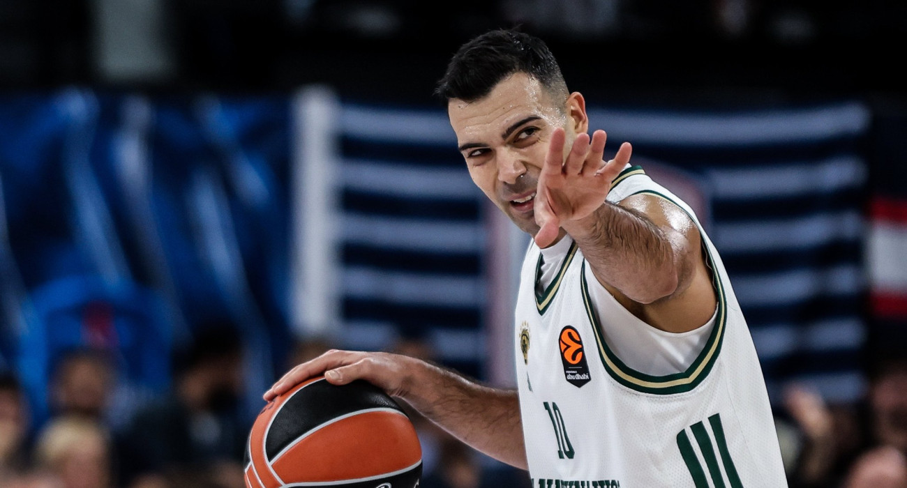 O μαέστρος Κώστας Σλούκας που χρησιμοποίησε την άρτια τεχνική και την ακρίβεια εκατοστού που τον διακρίνει στην Πόλη, ώστε να ωθήσει τον Παναθηναϊκό στη νίκη / Πηγή: Eurokinissi