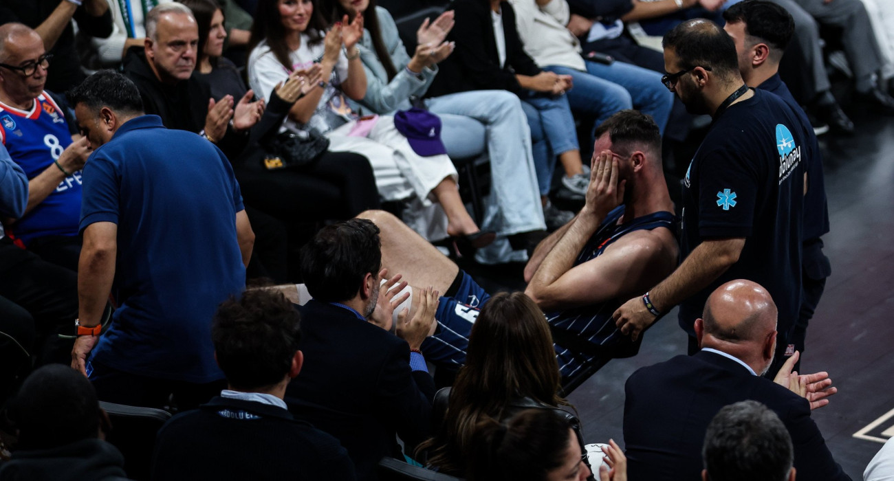 Ο Γιώργος Παπαγιάννης αποχώρησε τραυματίας από τον αγώνα του Παναθηναϊκού με την Εφές/Πηγή: Eurokinissi