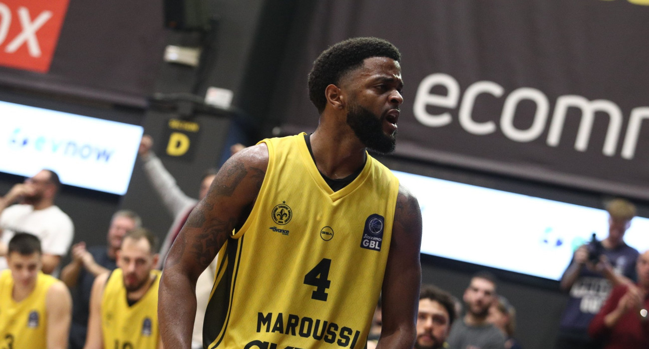 Ο Μέικον με εμφάνιση για σεμινάριο έκανε τα πάντα για να πάρει το Μαρούσι την παιχνιδάρα με τον Άρη / Πηγή: Eurokinissi