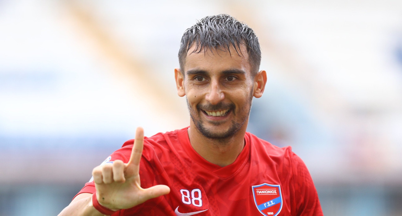 Ο Παπαγεωργίου πανηγυρίζει κόντρα στο Αιγάλεω / Πηγή: Eurokinissi