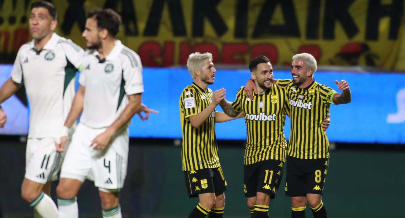 Οι παίκτες του Άρη πανηγυρίζουν το γκολ τους με τον Παναθηναϊκό / Πηγή: Eurokinissi