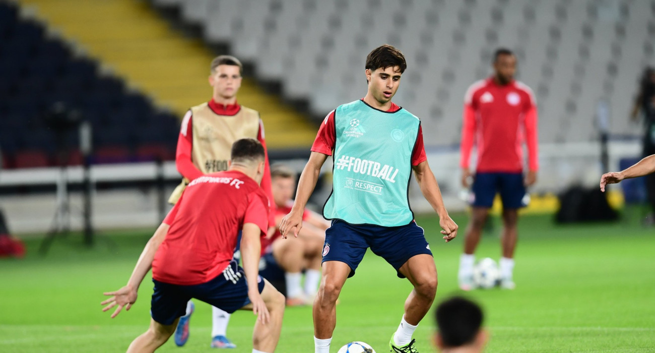 Η προπόνηση του Ολυμπιακού στη Βαρκελώνη / Πηγή: Eurokinissi