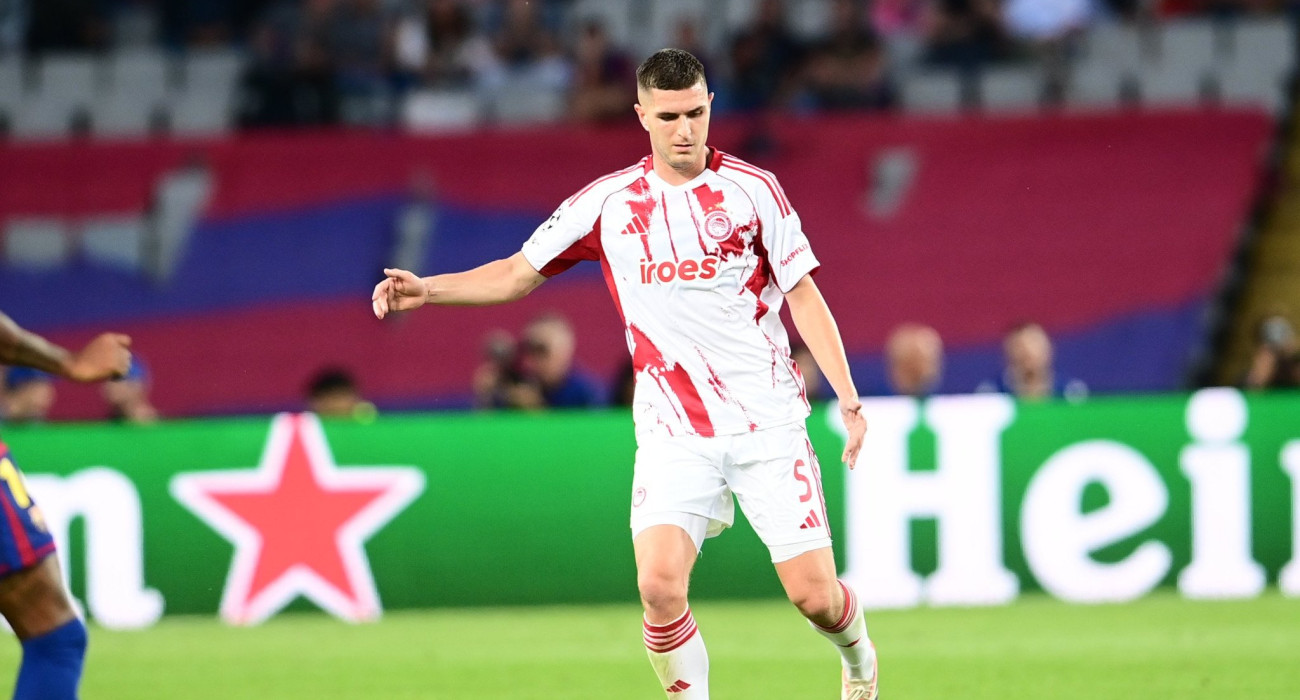 Ο Λορέντζο Πιρόλα στο Μπαρτσελόνα-Ολυμπιακός / Πηγή: Eurokinissi