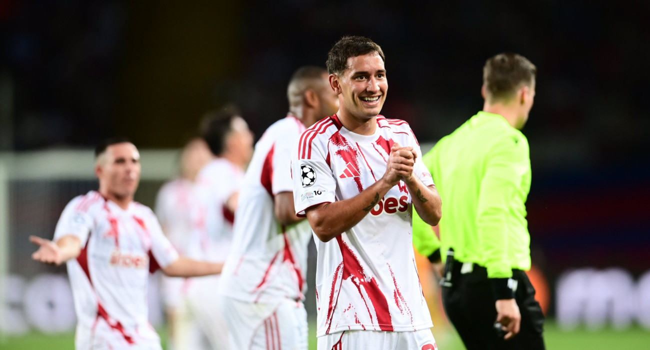 Ο Έσε στην αναμέτρηση του Ολυμπιακού με την Μπαρτσελόνα / Πηγή: Eurokinissi