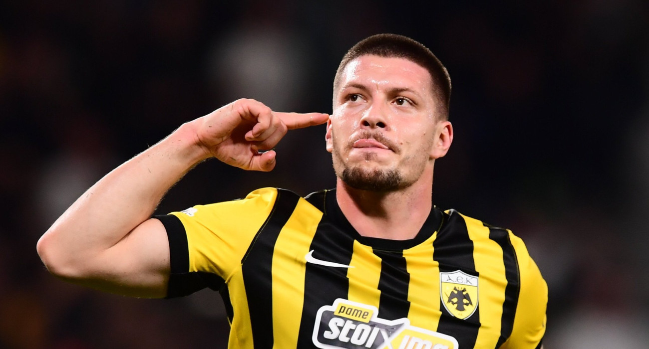 Ο Λούκα Γιόβιτς πανηγυρίζει με την ΑΕΚ / Πηγή: Eurokinissi