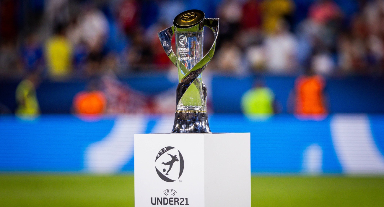Το τρόπαιο του Ευρωπαϊκού Πρωταθλήματος U21 / Πηγή: Imago