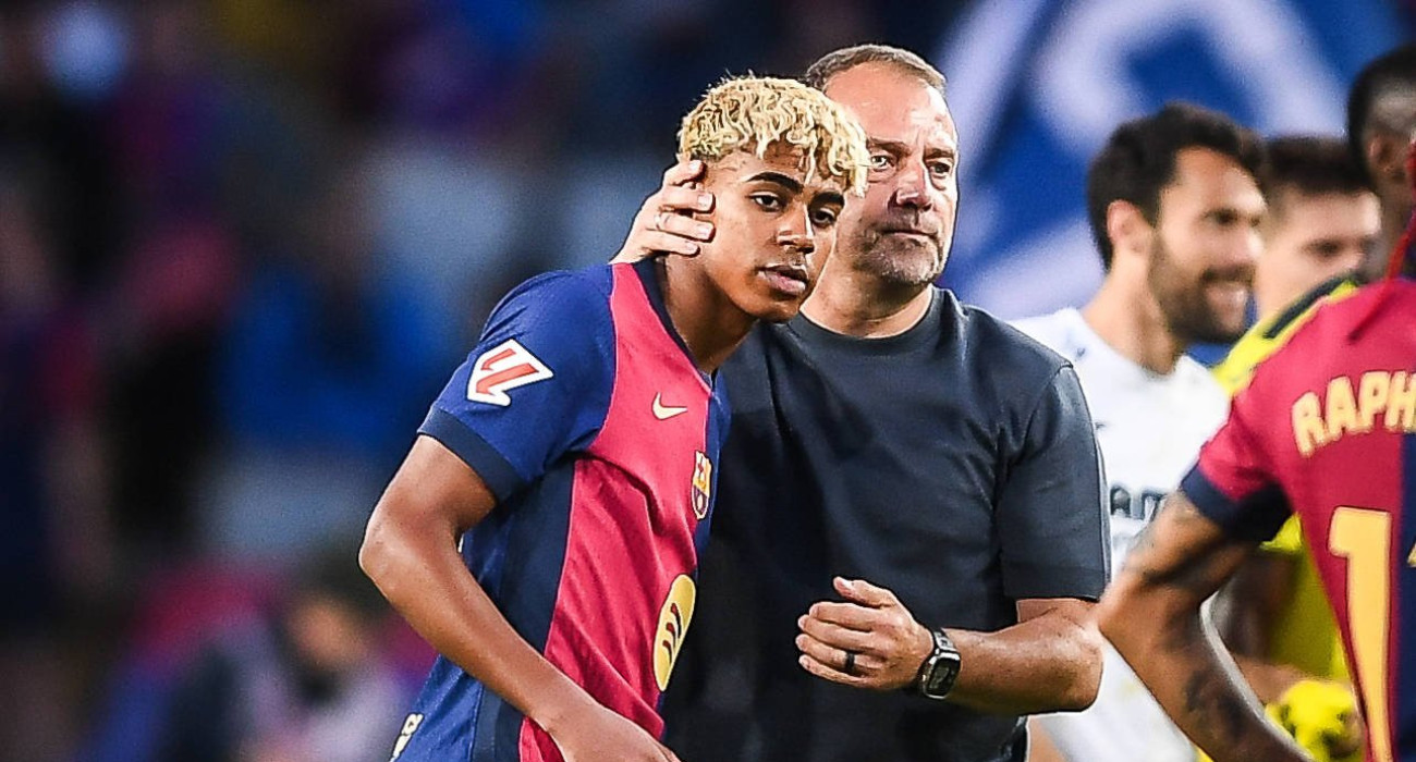 Ο Λαμίν Γιαμάλ με τον Χάνσι Φλικ / Πηγή: Imago