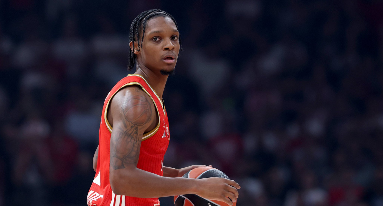 Ο Τάισον Κάρτερ με τη φανέλα του Ερυθρού Αστέρα, Πηγή: Imago