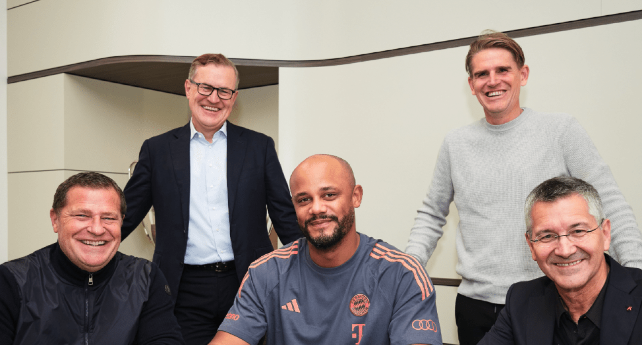 Ο Βίνσεντ Κομπανί υπογράφει το νέο του συμβόλαιο με τη Μπάγερν / Πηγή: 
FC Bayern München