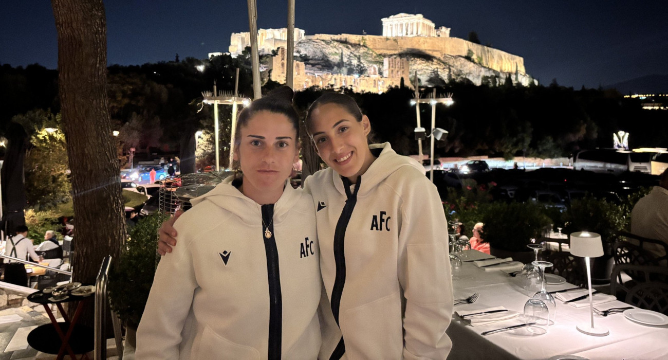 Η Σούλα Σπυριδωνίδου κι η Ειρήνη Μιχαήλ του Αστέρα Τρίπολης στο Dionysos Zonar's