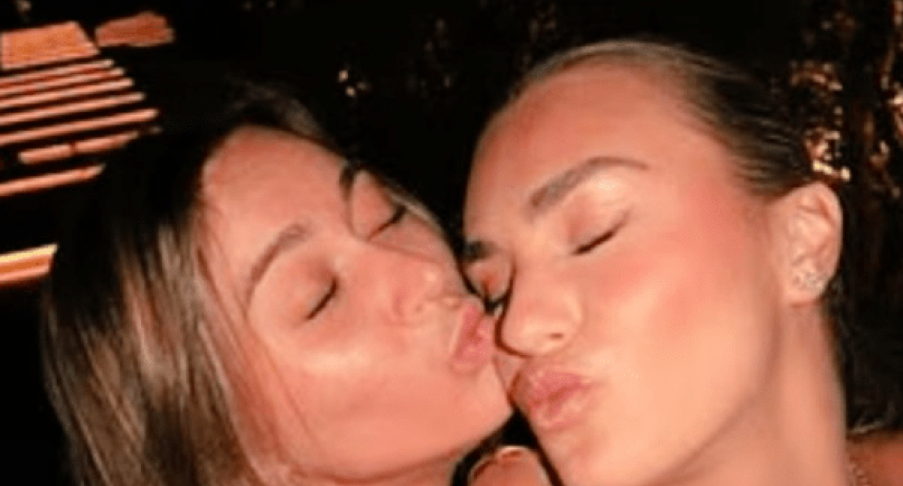 Η Αρίνα Σαμπαλένκα μαζί με την Πάουλα Μπαντόσα / Πηγή: Instagram