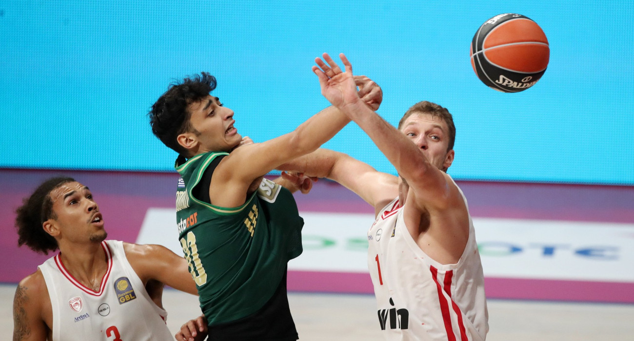 Κάταγμα στο δάκτυλο ο Σαμοντούροβ - Για πόσο καιρό τον χάνει ο Παναθηναϊκός