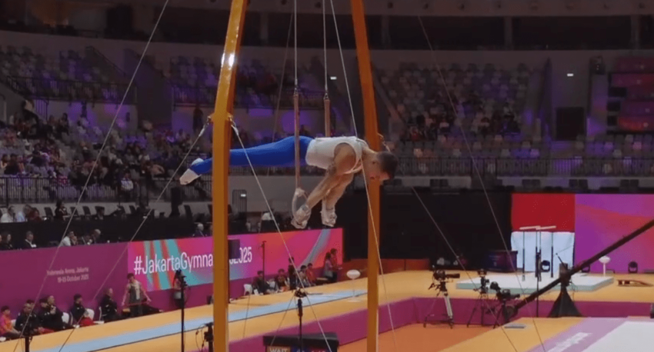 Λευτέρης Πετρούνιας / Screenshot