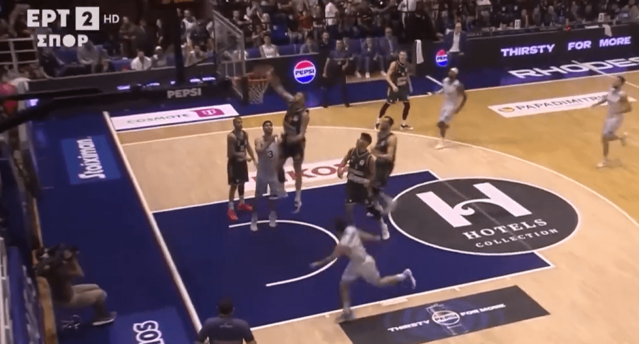 Με σούπερ θέαμα και... πτήση Ρογκαβόπουλου το Top 10 της αγωνιστικής στην Stoiximan GBL (video)