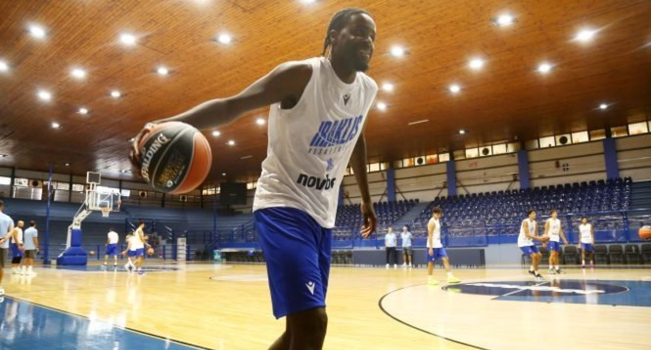 Ο Ντι Τζέι Φάντερμπερκ θα κάνει το ντεμπούτο του με τον Ηρακλή, Πηγή: Iraklis BC