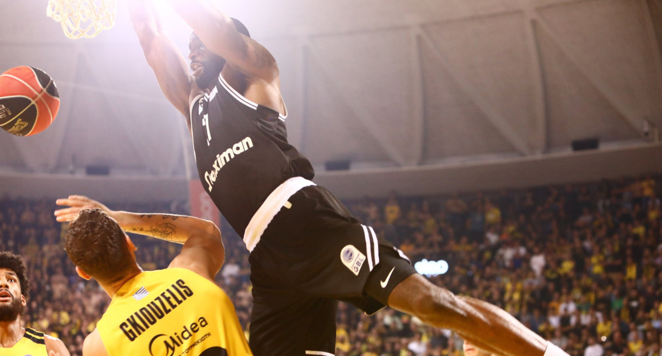 Στιγμιότυπο από το μεγάλο ντέρμπι ανάμεσα σε Άρη και ΠΑΟΚ, Πηγή: Eurokinissi